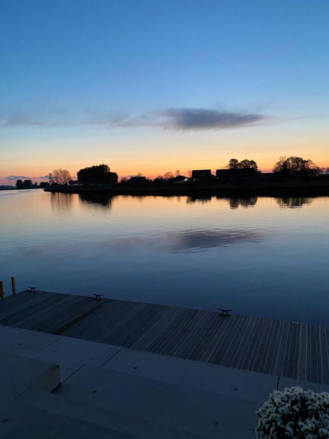 B&B Ganzendiep Aan Het Water Grafhorst エクステリア 写真