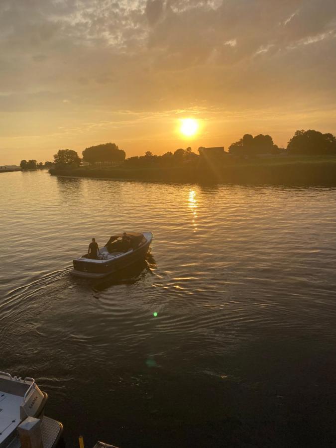 B&B Ganzendiep Aan Het Water Grafhorst エクステリア 写真